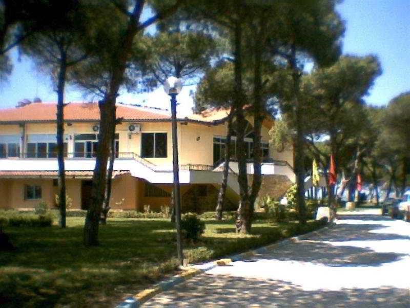 Mak Albania Hotell 3*